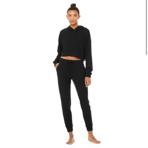 Alo Yoga Muse Set